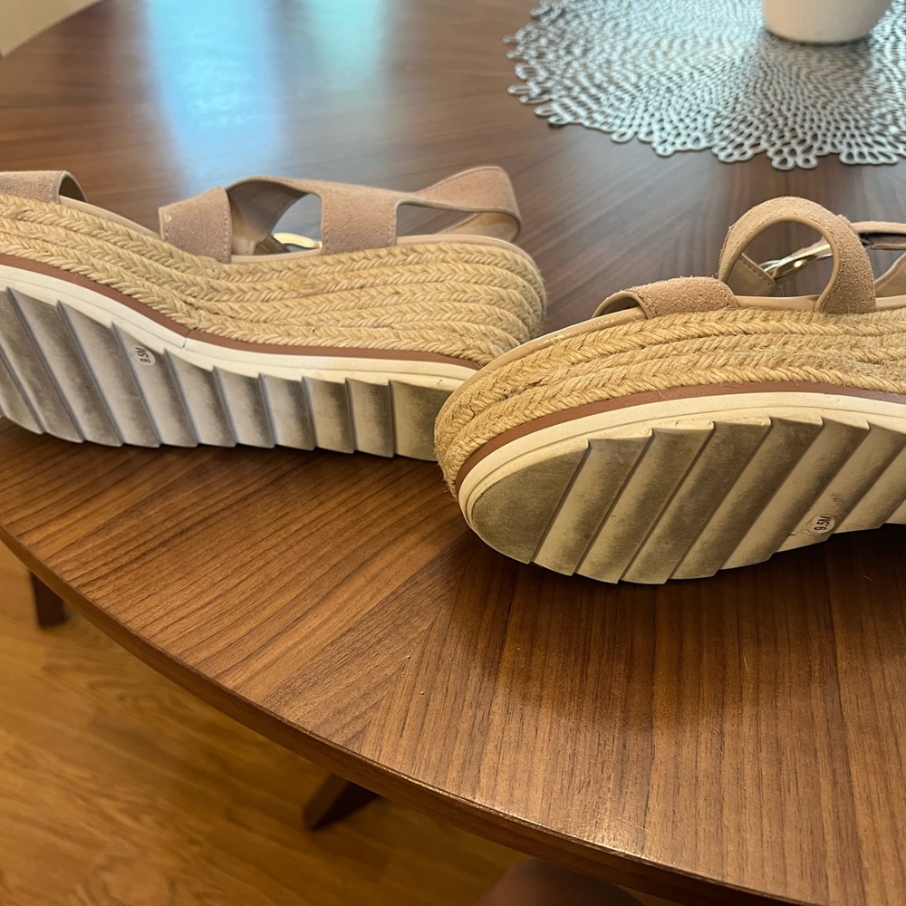 Marc Fisher 9.5 Wedge Sandals, worn twice - Picture 5 of 9